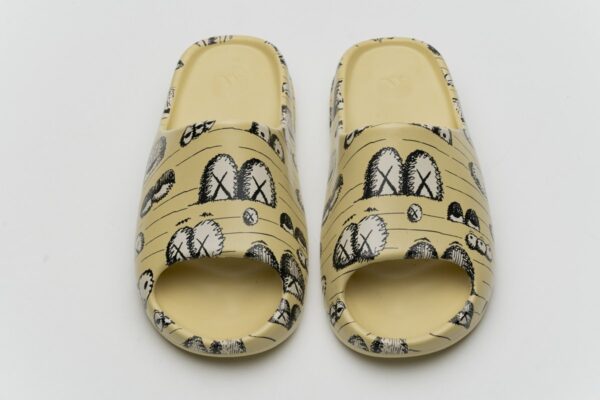 FW6344-4 adidas Yeezy Slide - Image 5