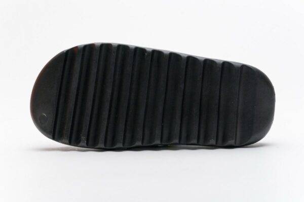 FB6348-16 adidas Yeezy Slide - Image 9