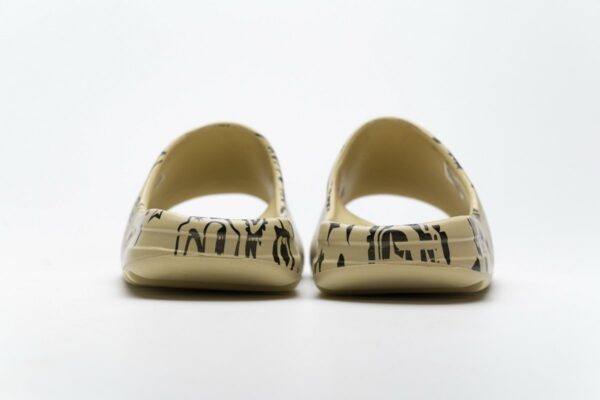 FW6344-11 adidas Yeezy Slide - Image 7