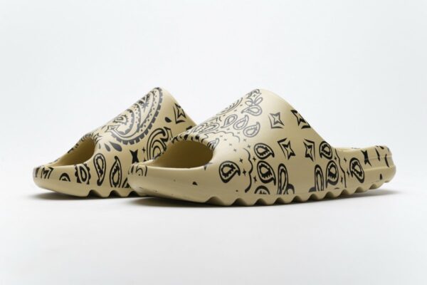 FW6344-11 adidas Yeezy Slide - Image 6