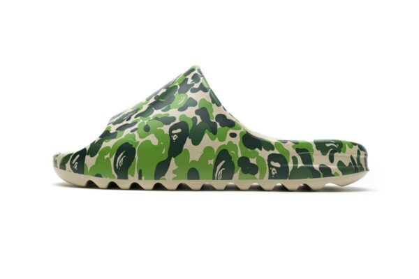 FW6345-14 adidas Yeezy Slide - Image 8