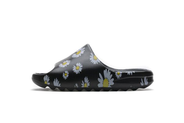 FB6348-16 adidas Yeezy Slide - Image 10