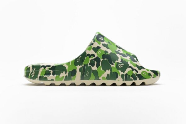 FW6345-14 adidas Yeezy Slide - Image 9