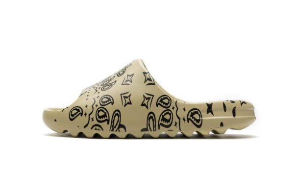FW6344-11 adidas Yeezy Slide - Image 8