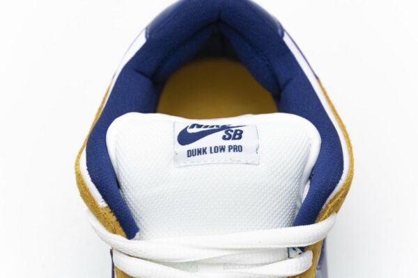 BQ6817-800 Nike SB Dunk Low Pro“Laser Orange” - Image 8