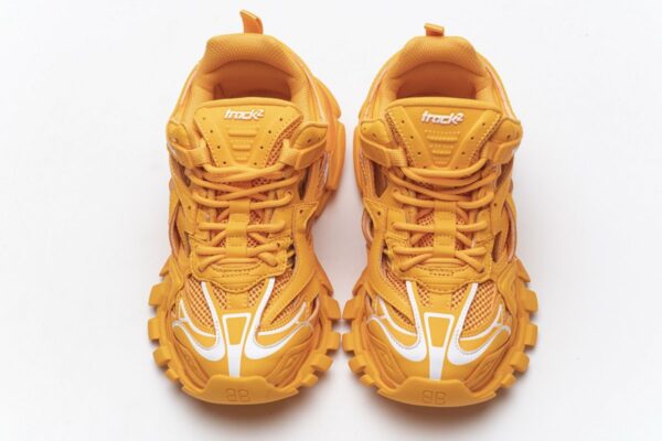 568615 W2GN5 5817 Blenciaga Track 2 Sneaker Orange - Image 4