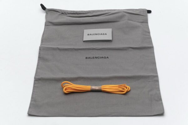 568615 W2GN5 5817 Blenciaga Track 2 Sneaker Orange - Image 12