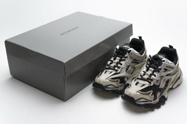 570391 W2GN9 2009 Blenciaga Track 2 Sneaker Champagne Black - Image 3