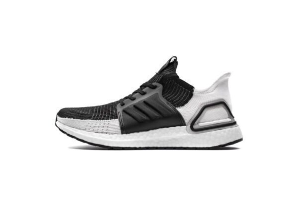 Ultra Boost 5.0(2019) Oreo B37704