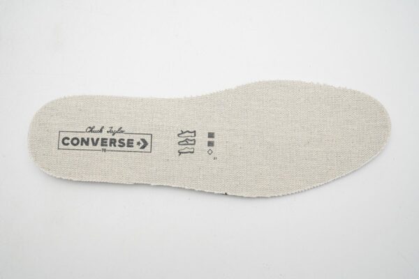 162053C Converse Chuck 70 HI Parchment Garnet Egret - Image 2