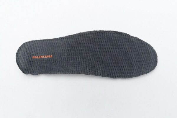 568614 W2GN8 2008 Blenciaga Track 2 Sneaker Black Orange - Image 9