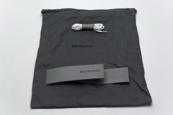 541624 W09E1 1772 Balenciaga Triple S White Blue - Image 11