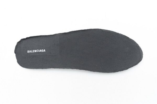 568615 W2GN3 1285 Blenciaga Track 2 Sneaker Charcoal - Image 10