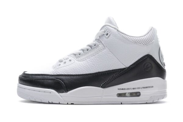 DA3595-100 Fragment Design x Air Jordan 3 Black White