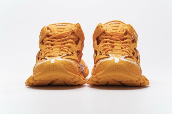 568615 W2GN5 5817 Blenciaga Track 2 Sneaker Orange - Image 5