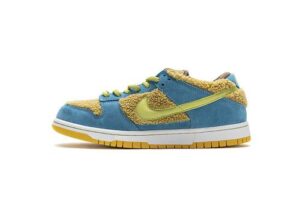 313170-731 Dunk Low Premium SB “Three Bears”