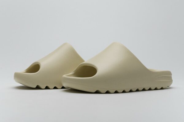 FW6345 adidas Yeezy Slide “BONE” - Image 6