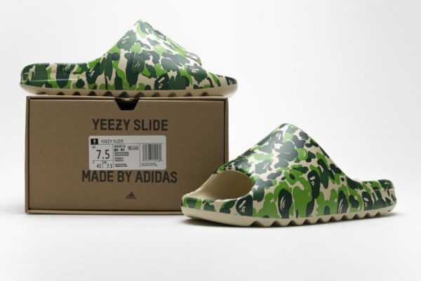 FW6345-14 adidas Yeezy Slide - Image 2