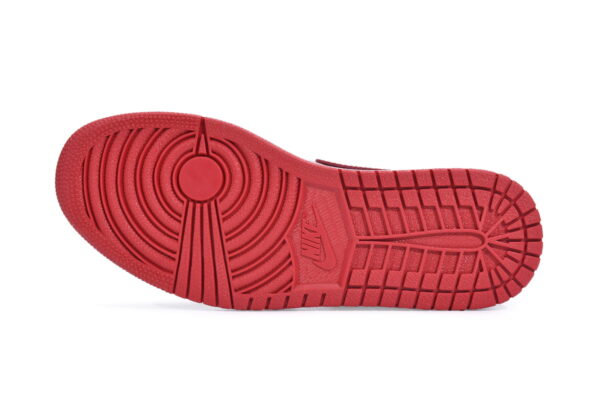 Air Jordan 1 High OG Bred Patent - Image 7