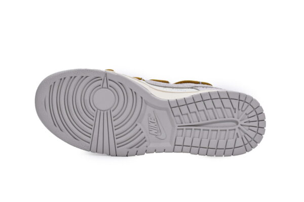 DJ0950-105 OFF WHITE x Nike Dunk SB Low The 50 NO.37 - Image 8