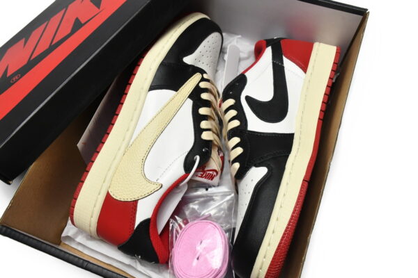 DM7866-166 Travis Scott x Air Jordan 1 Low Black Red - Image 4
