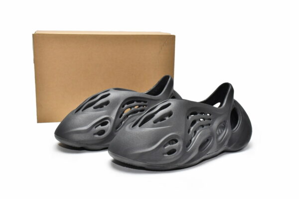 Adidas originals Yeezy Foam Runner Onyx - Image 2