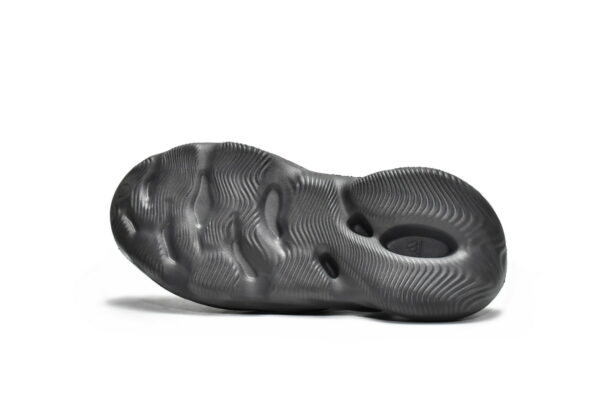 Adidas originals Yeezy Foam Runner Onyx - Image 7