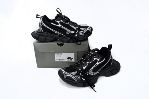 Balenciaga Black And White - Image 2