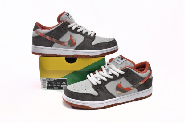Crushed D.C x Nike SB Dunk Low Pro - Image 5
